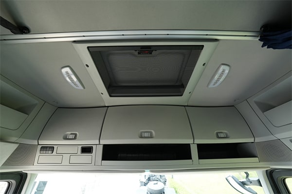 Vô lăng 3 chấu xe đầu kéo AUMAN EST FV 400